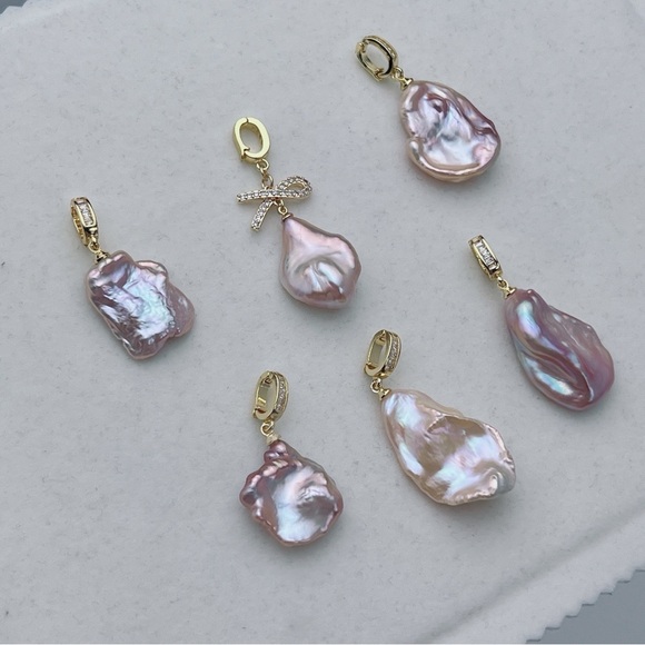 N76 Handmade Freshwater Baroque Pearl Detachable Pendant - Picture 2 of 4